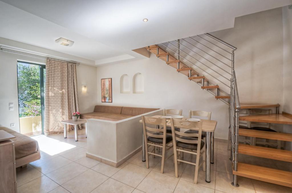 Apart Otel Pefkos Village 3*