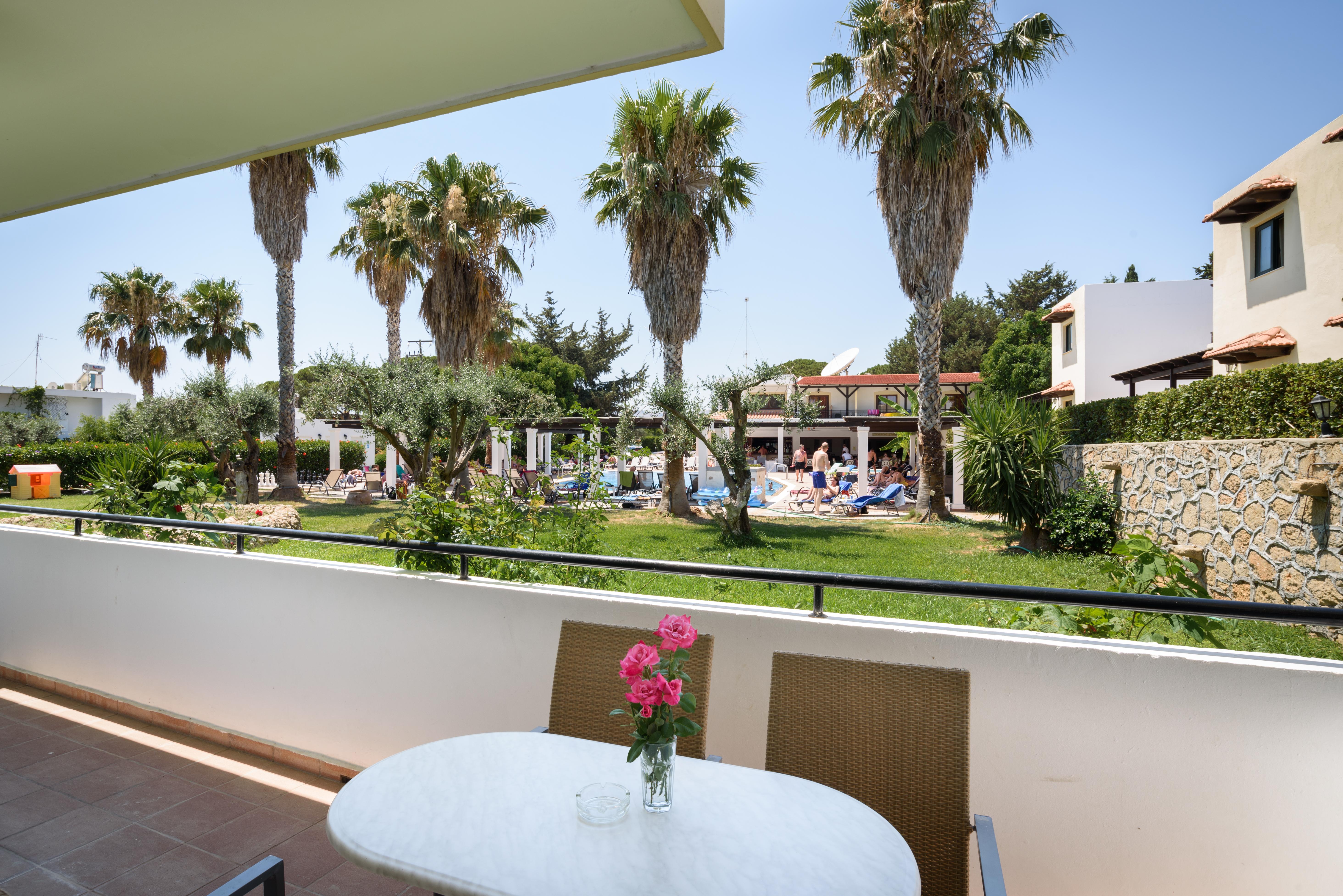 Pefkos Village Aparthotel Pefki