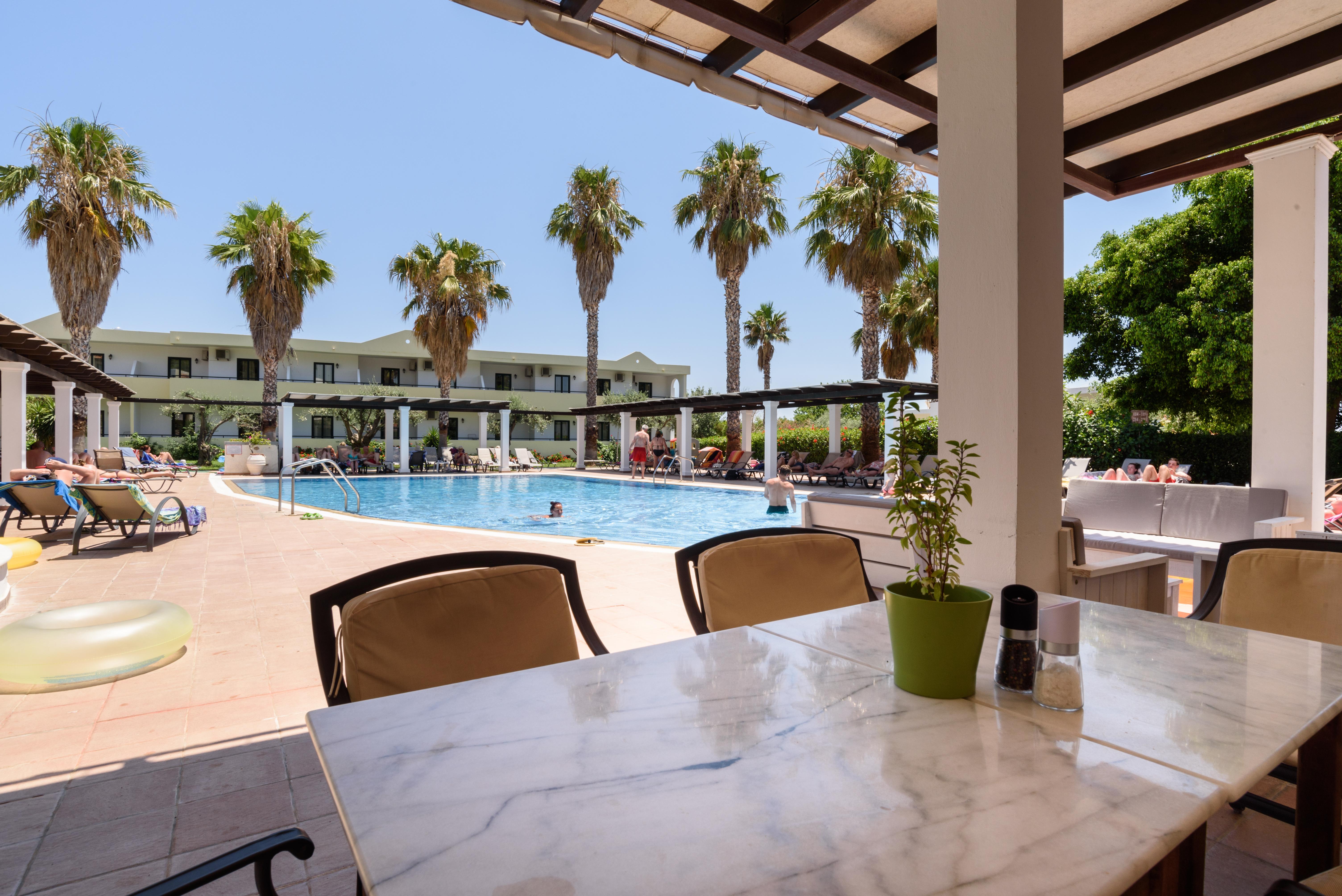 Pefkos Village Apartahotel