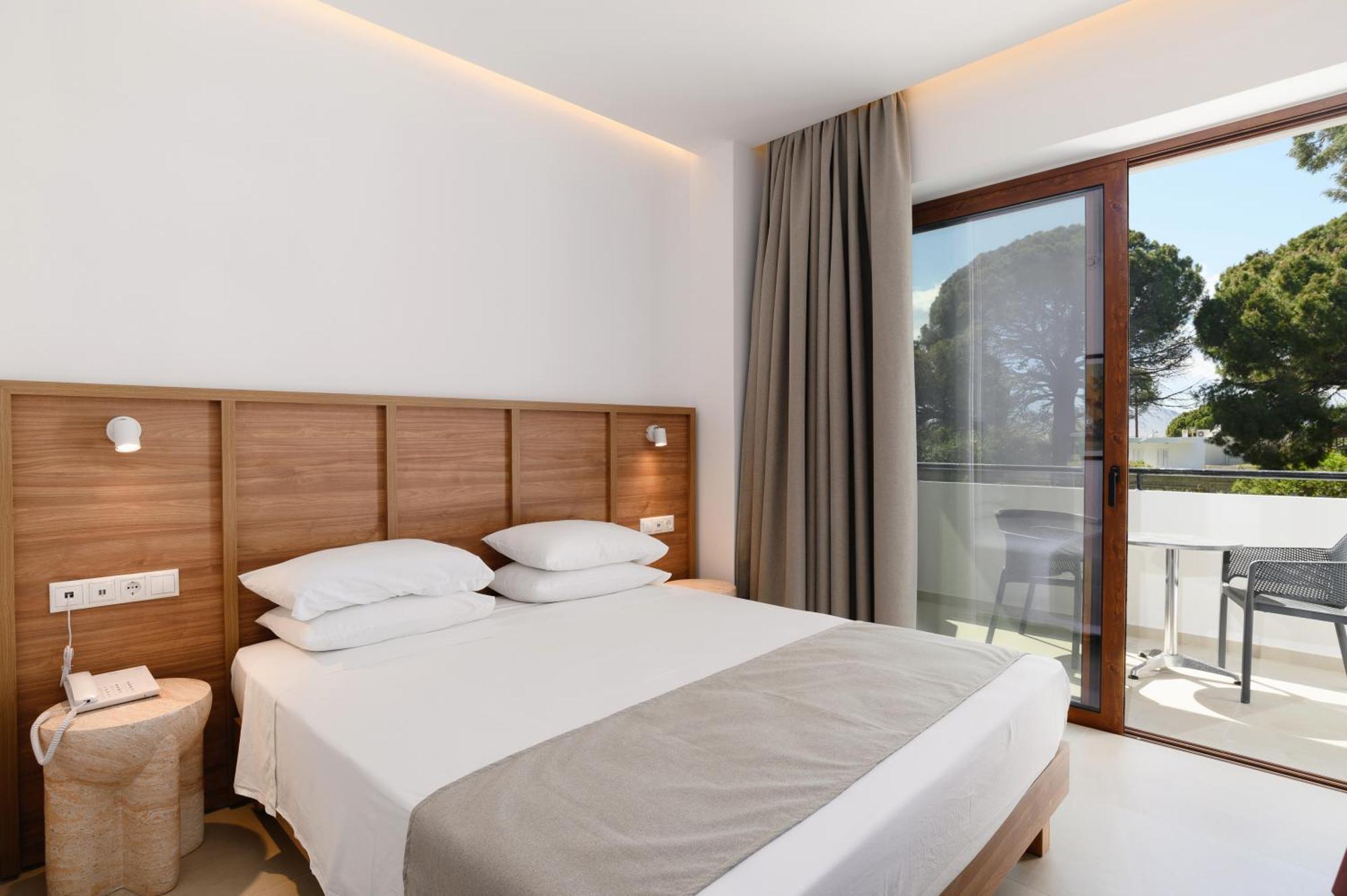 Pefkos Village Aparthotel