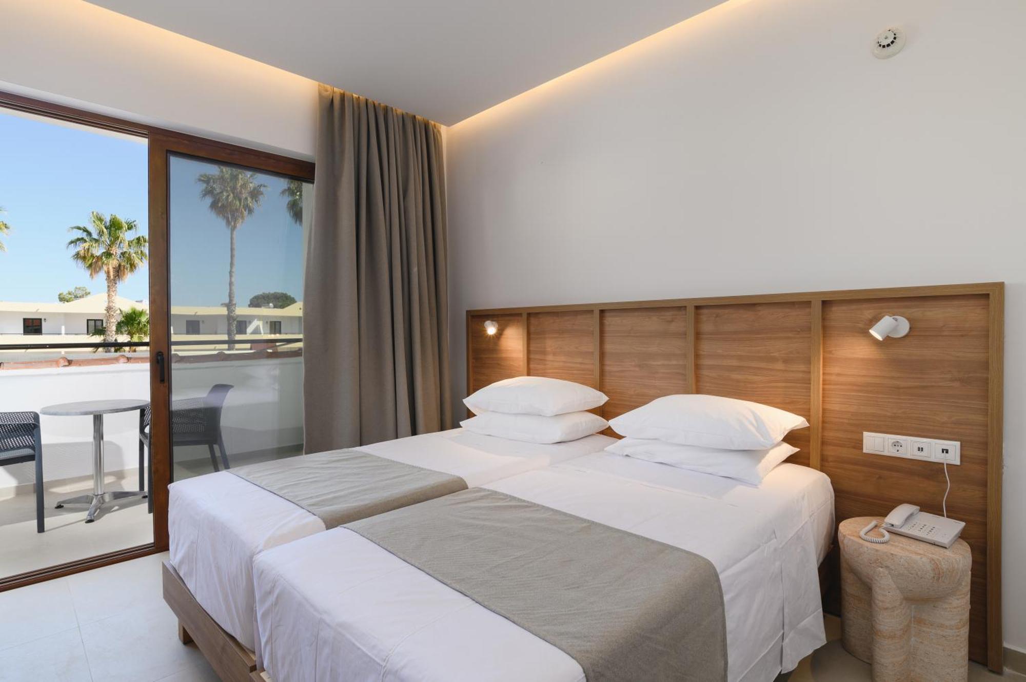 Pefkos Village Aparthotel Pefki